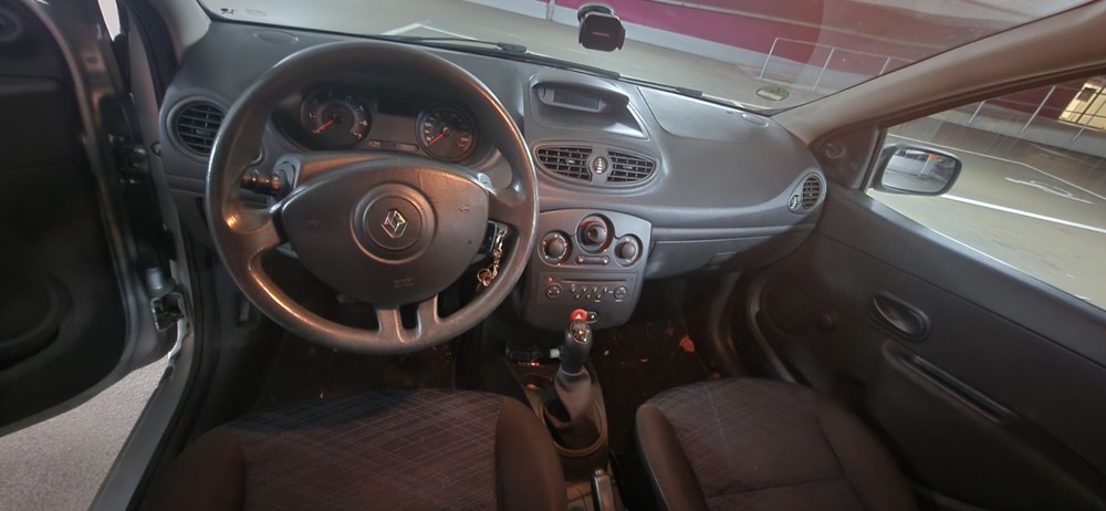 Renault Clio 137.678 km 2.400 &euro; Wuppertal 42275