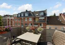 Urban Living im Herzen von Pempelfort: Möblierte 1-Zimmer-Wohnung mit Balkon & Einbauküche