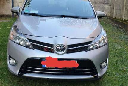 Toyota Verso 107.000 km 13.999 &euro; Solingen 42651