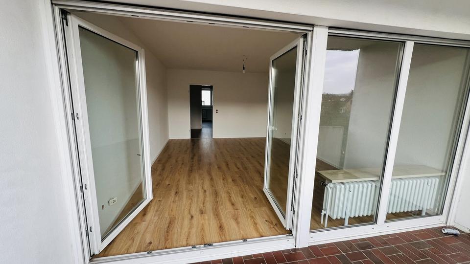 Etagenwohnung Köln Heimersdorf - 3 Zimmer, 81 m&sup2;, 1.150&euro; | Angebot:24742311