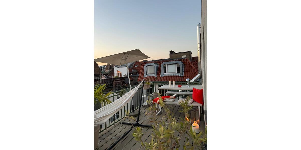 Dachgeschoßwohnung Köln Ehrenfeld - 2 Zimmer, 50 m&sup2;, 1.200&euro; | Angebot:26664016