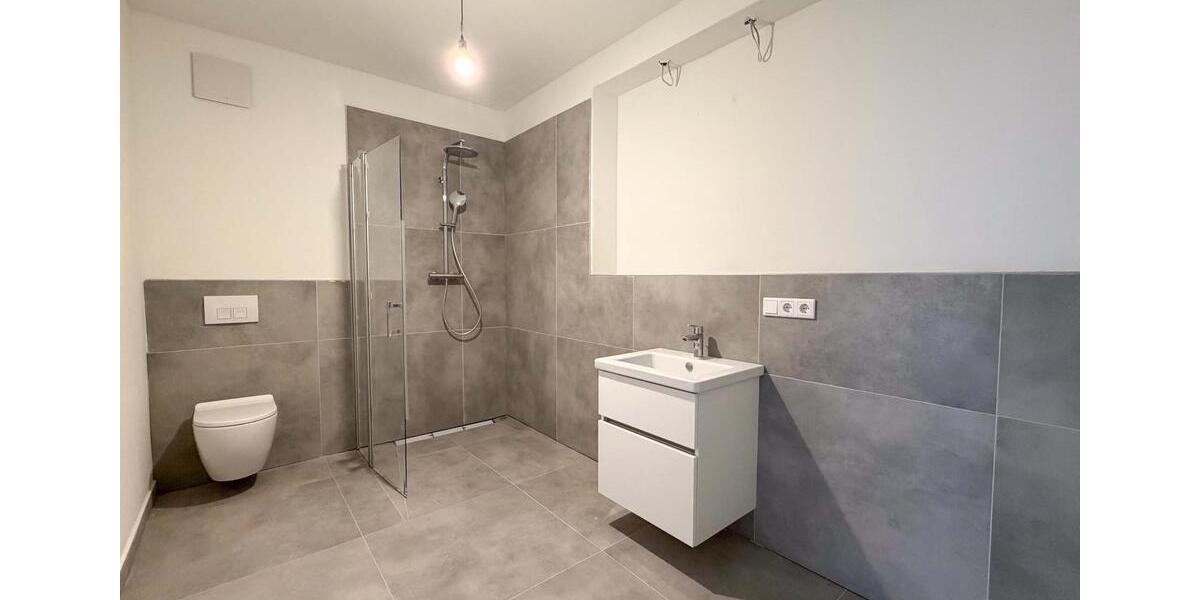 Etagenwohnung Düsseldorf Pempelfort - 3 Zimmer, 77 m&sup2;, 1.620&euro; | Angebot:25170094