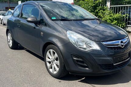 Opel Corsa 93.000 km 4.400 &euro; Köln 50739