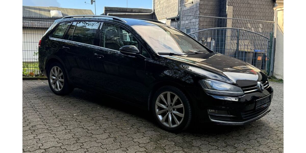 VW Golf 288.000 km 6.900 &euro; Remscheid 42855