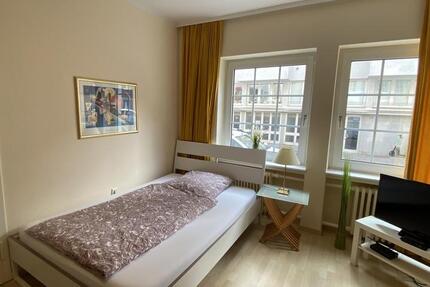 Schicke Single Wohnung (möbliert) nähe urbanes Stadtquartier 