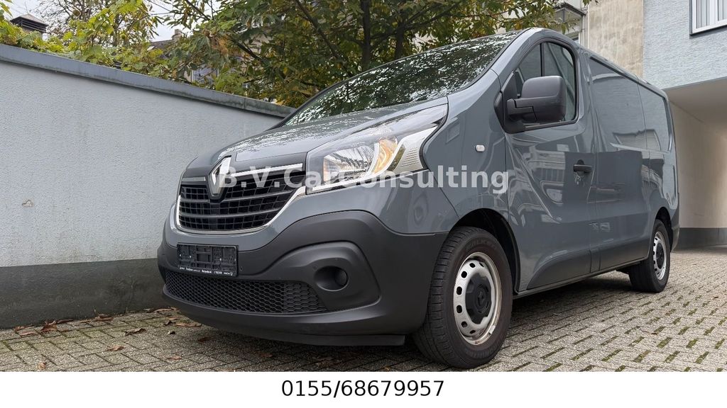 Renault Trafic 61.700 km 17.998 &euro; Remscheid 42859