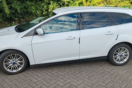 Ford Focus 220.000 km 6.000 € Lindlar 51789