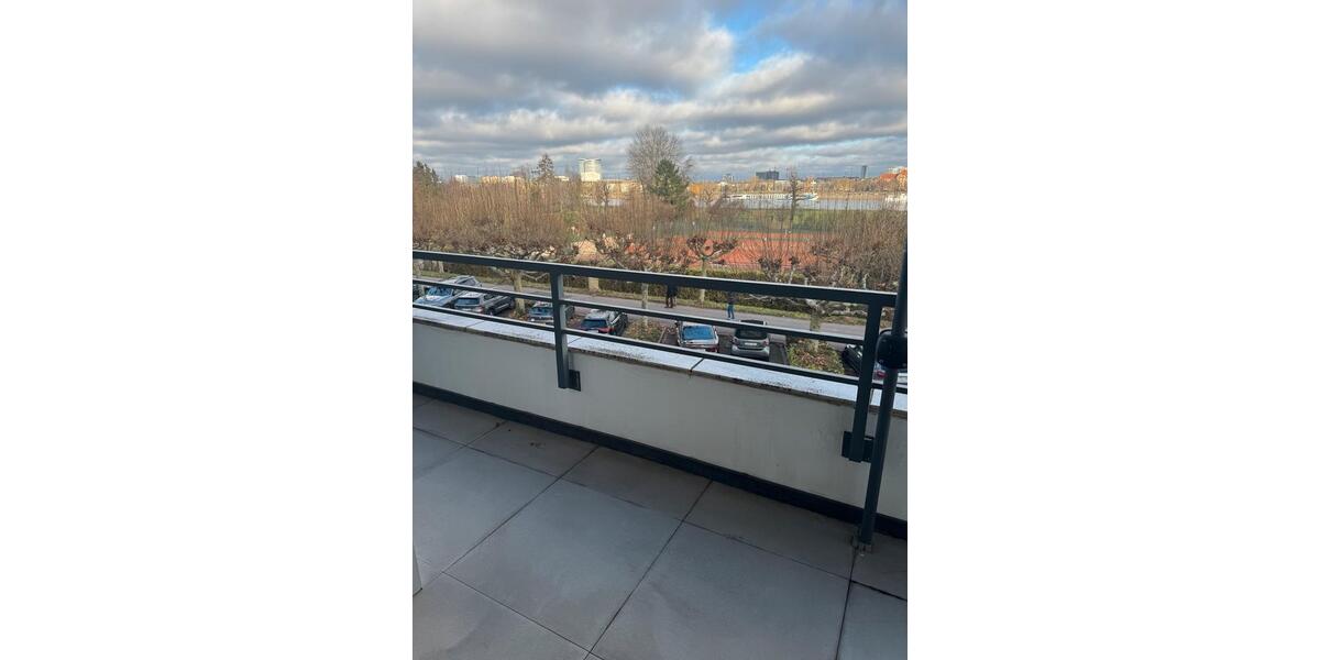 Etagenwohnung Neuss Furth-Mitte - 2 Zimmer, 120 m&sup2;, 4.800&euro; | Angebot:24505328