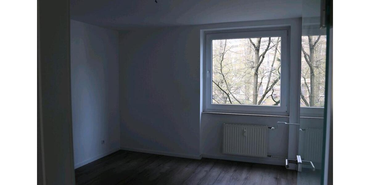 Hochparterre Düsseldorf Niederkassel - 3.5 Zimmer, 82 m&sup2;, 540.000&euro; | Angebot:26023909
