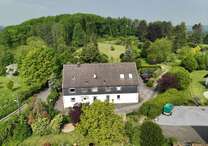 Haus zum Kaufen in Essen 725.000 € 300 m²