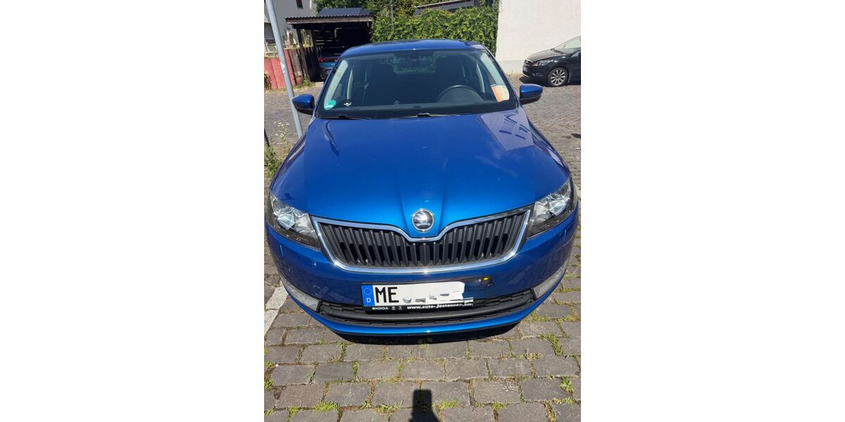 Skoda Rapid 145.555 km 7.800 &euro; Monheim am Rhein 40789