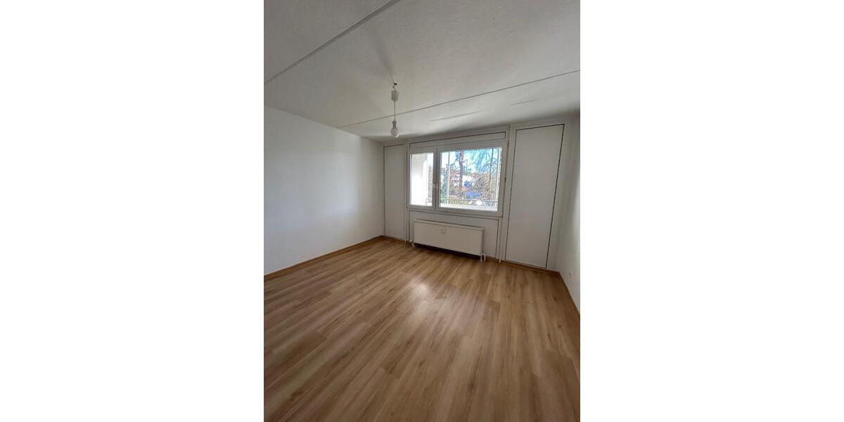 Erdgeschoßwohnung Velbert Velbert-Mitte - 2 Zimmer, 67 m&sup2;, 499&euro; | Angebot:24813803
