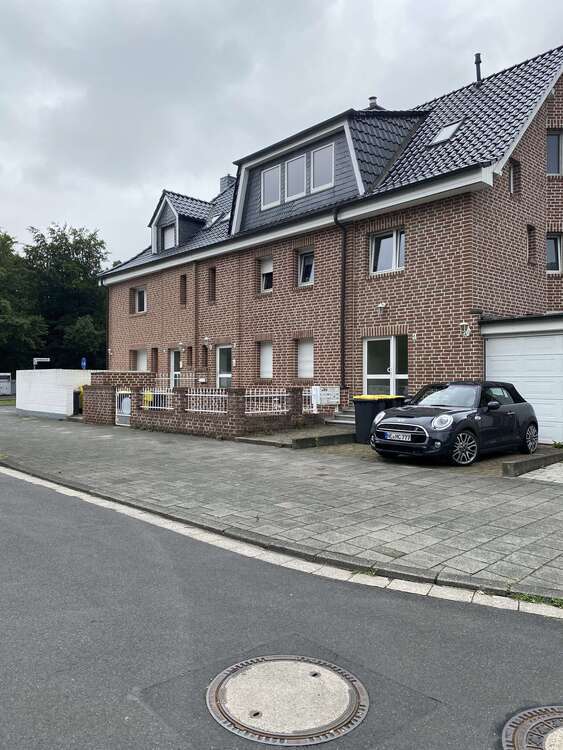 Wohnung zum Mieten in Neuss 495 € 75 m² 2 zimmer