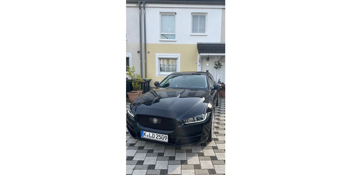 Jaguar XE 122.000 km 14.999 &euro; Köln 51067