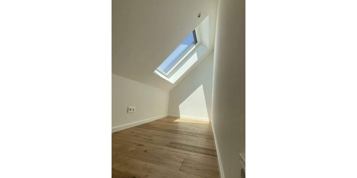 Doppelhaushälfte Düsseldorf Kalkum - 3 Zimmer, 100 m&sup2;, 790.000&euro; | Angebot:24311901