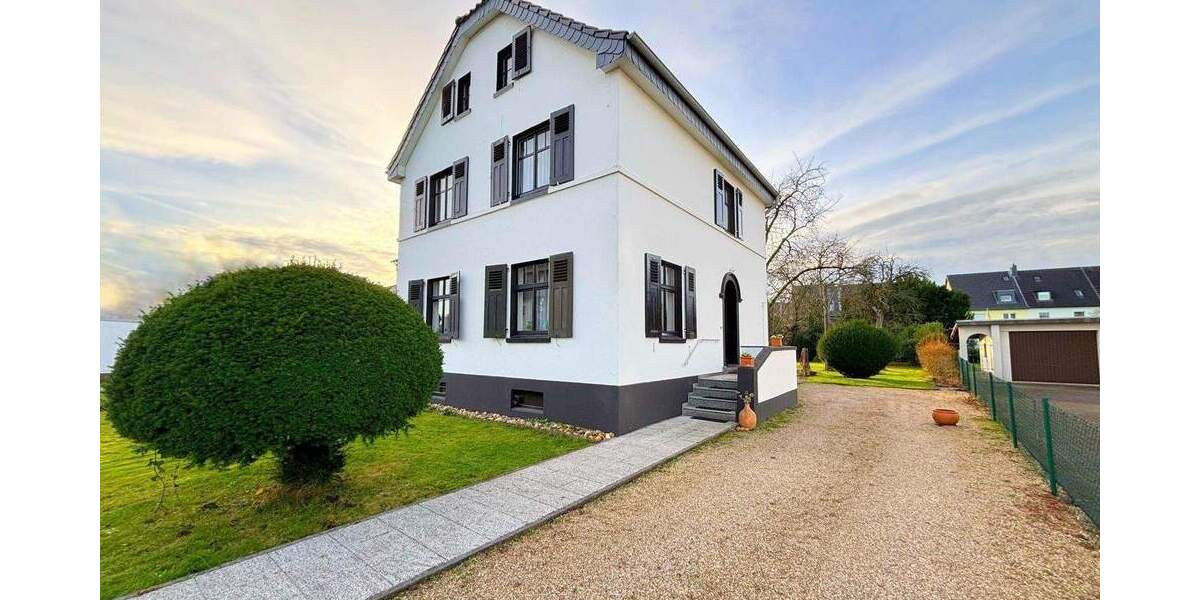 Einfamilienhaus Leverkusen Bürrig - 7 Zimmer, 155 m&sup2;, 698.000&euro; | Angebot:24721315