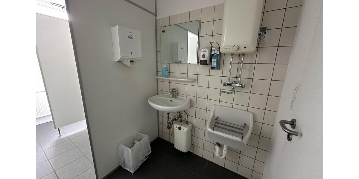 Gewerbeobjekt Halver - 2.250&euro; | Angebot:22260582