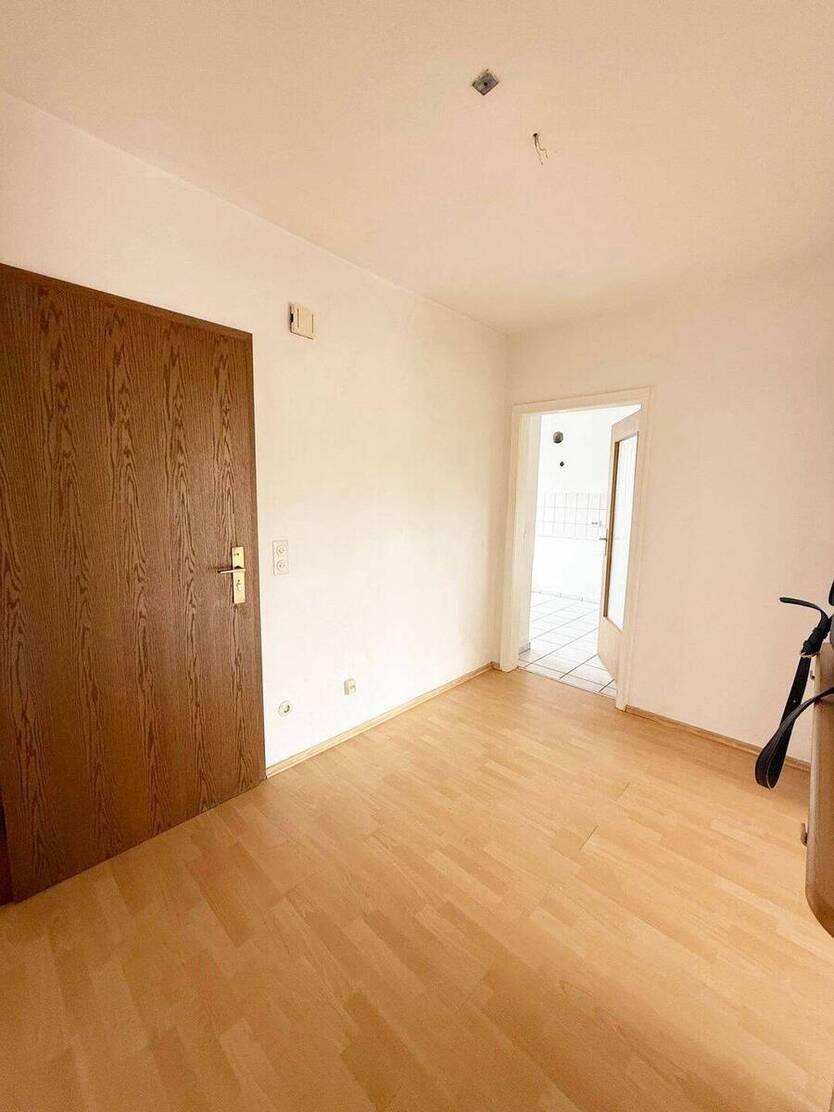 Charmantes Dreifamilienhaus in bester Lage von Baumberg. 9 zimmer