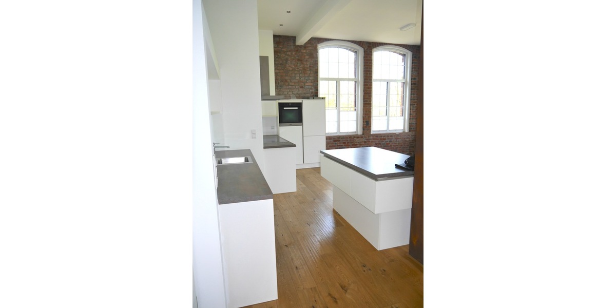 SG, komfortable 85m² 2 Zi. Loftwohnung mit Unikat-Charakter, Balkon, Stellplatz, EBK - Wohnanlage Solingen Mitte | Angebot:27003334
