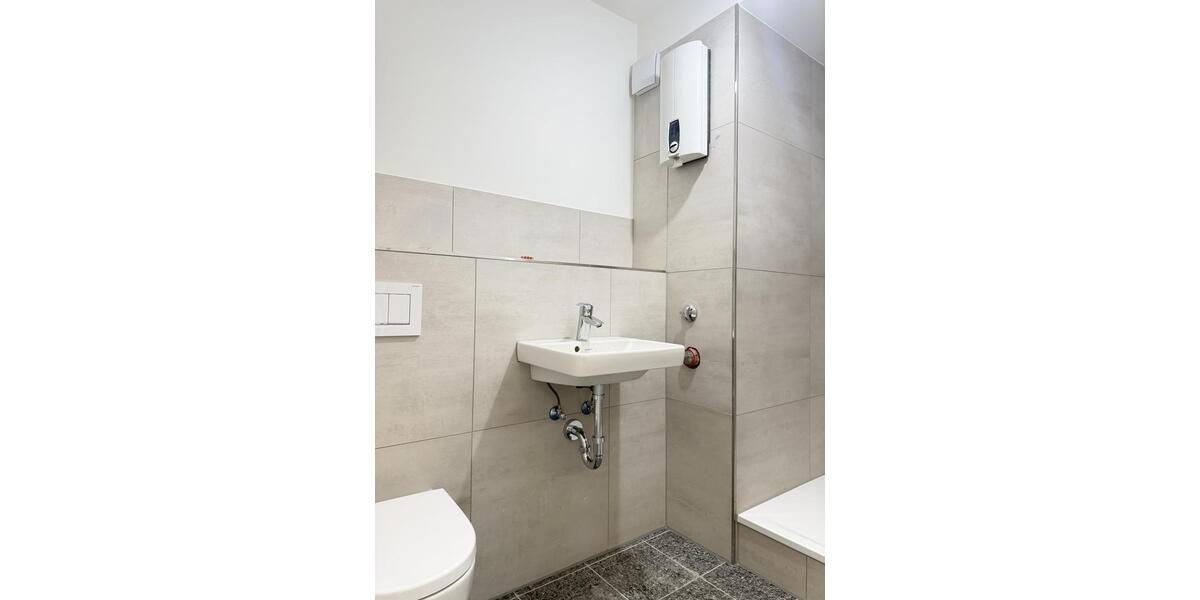 Etagenwohnung Bergisch Gladbach - 4 Zimmer, 94 m&sup2;, 1.300&euro; | Angebot:25650445