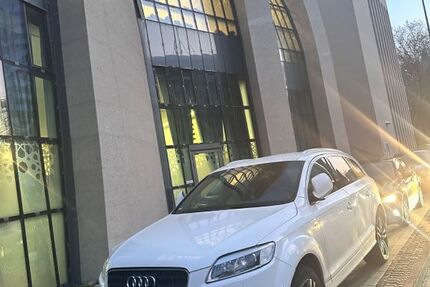 Audi Q7 309.700 km 7.500 &euro; Köln 51103