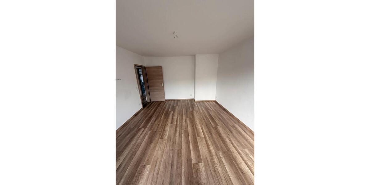 Erdgeschoßwohnung Remscheid Lüttringhausen - 3.5 Zimmer, 62 m&sup2;, 680&euro; | Angebot:24729845