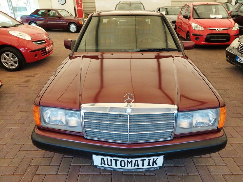 Mercedes-Benz 190 158.300 km 11.850 € Wülfrath 42489