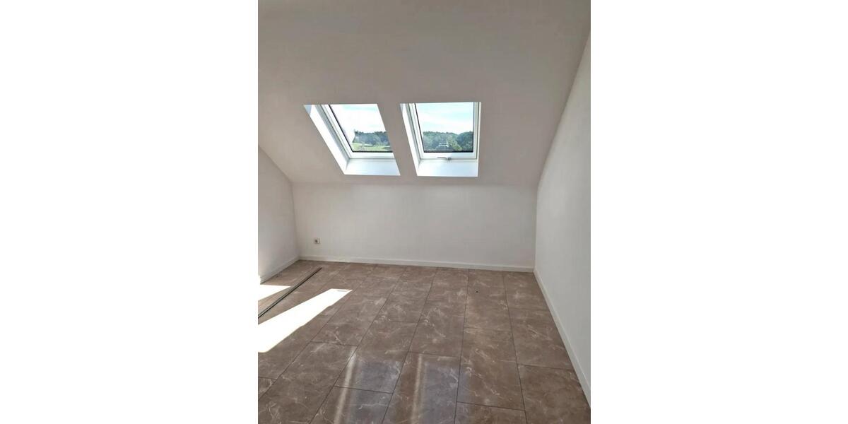 Einfamilienhaus Hückeswagen - 5 Zimmer, 300 m&sup2;, 719.000&euro; | Angebot:25992366