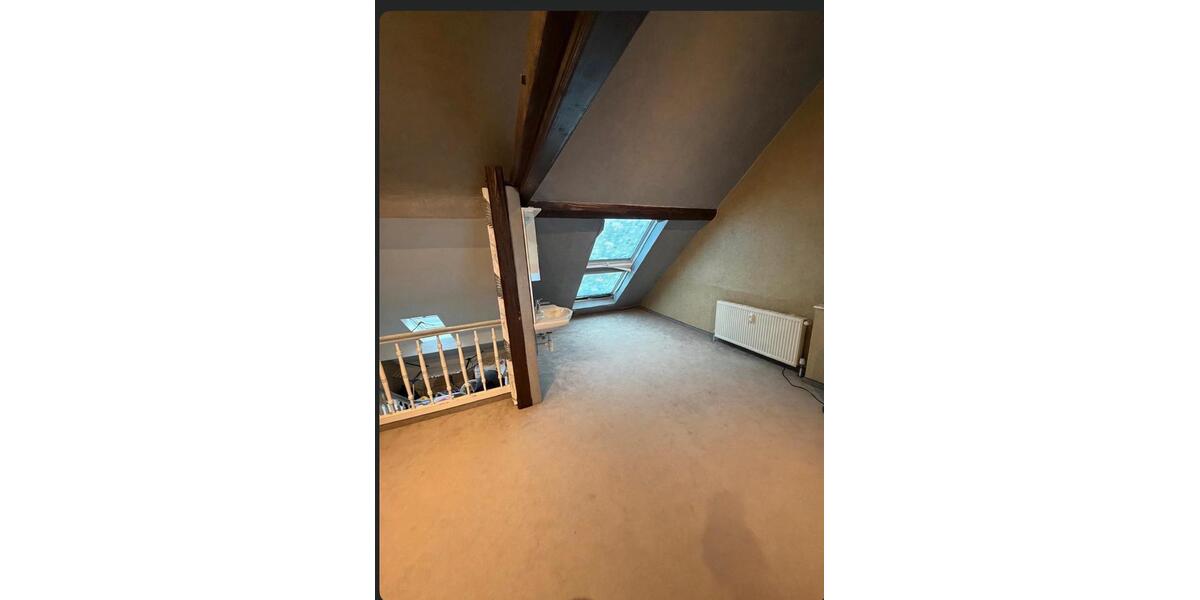 Dachgeschoßwohnung Velbert - 2 Zimmer, 80 m&sup2;, 99.000&euro; | Angebot:27298939
