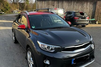 Kia Stonic 69.000 km 14.700 &euro; Overath 51491