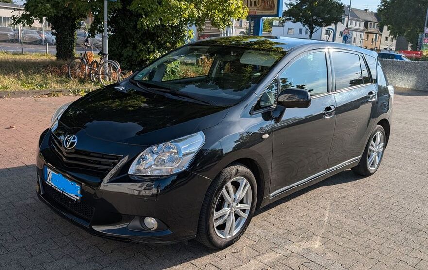 Toyota Verso 268.000 km 5.250 € Köln 51109