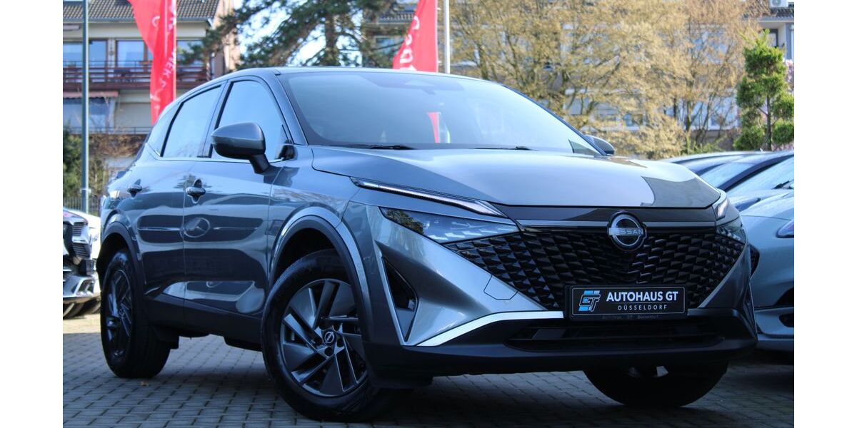 Nissan Qashqai 18.261 km 21.999 &euro; Düsseldorf 40625