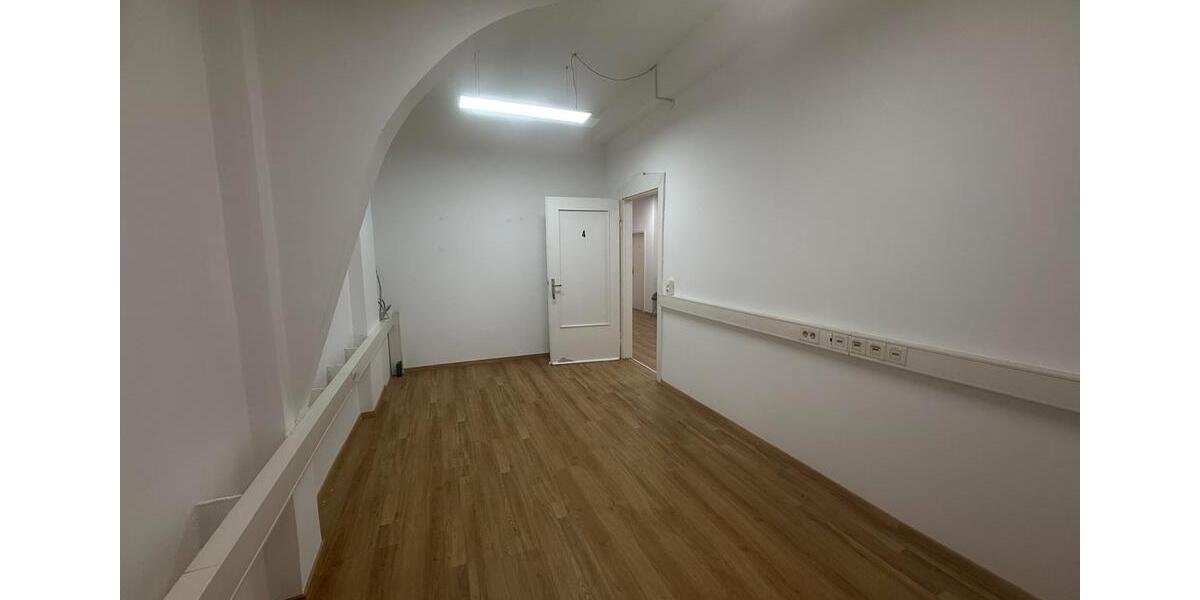 Gewerbeobjekt Leverkusen Alkenrath - 400&euro; | Angebot:25867650