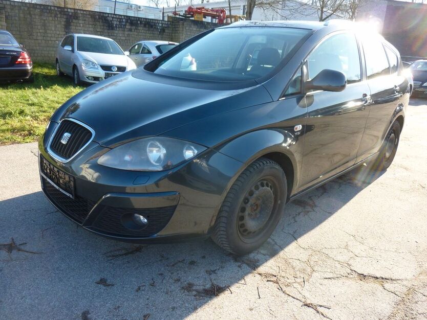 Seat Altea 199.000 km 2.900 € Essen 45144