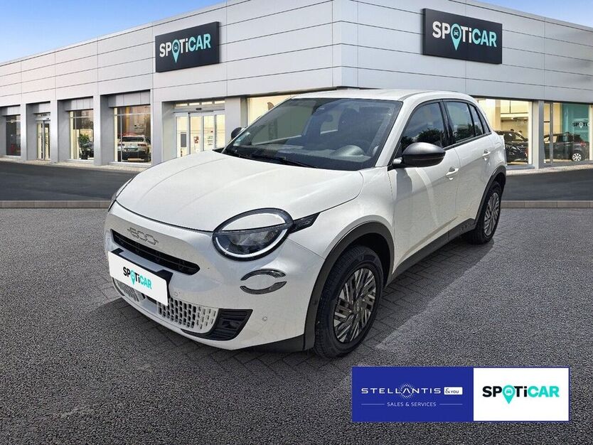 Fiat 600 5.500 km 20.998 € Düsseldorf 40472