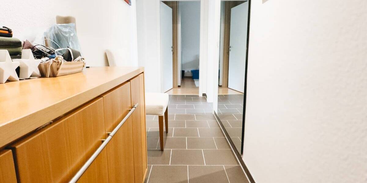 Etagenwohnung Düsseldorf Lörick - 4 Zimmer, 98 m&sup2;, 449.000&euro; | Angebot:23947607