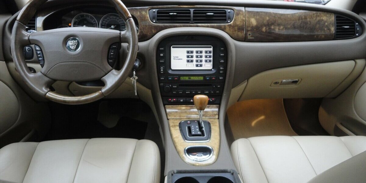 Jaguar S-Type 3.0 V6 Executive Autom Leder Navi Xenon 114.000 km 9.999 &euro; Neuss 41462