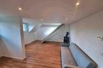 Dachgeschoßwohnung Wuppertal Lichtenplatz - 2 Zimmer, 80 m&sup2;, 810&euro; | Angebot:27626545