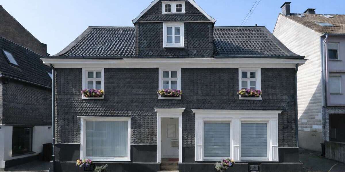 Einfamilienhaus Solingen / Wald Wald - 8 Zimmer, 140 m&sup2;, 299.000&euro; | Angebot:25837532