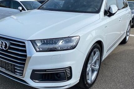 Audi Q7 166.000 km 31.999 € Remscheid 42899