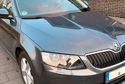 Skoda Octavia 165.500 km 9.990 &euro; Bergisch Gladbach 51469