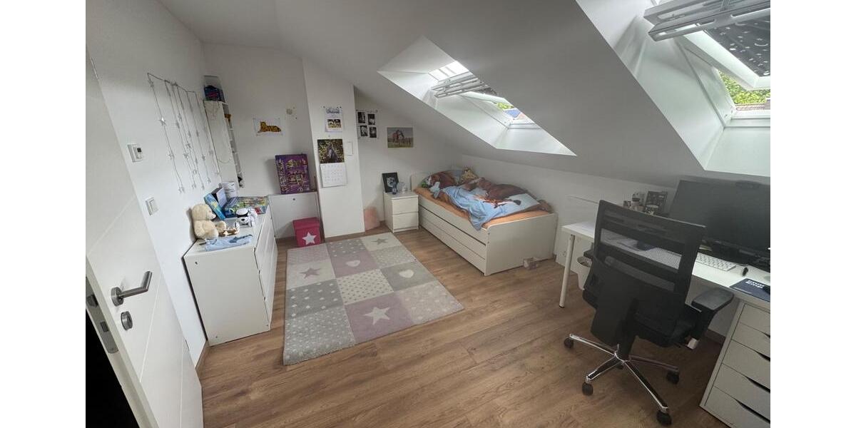 Reihenhaus Neuss Reuschenberg - 6 Zimmer, 150 m&sup2;, 670.000&euro; | Angebot:25839888