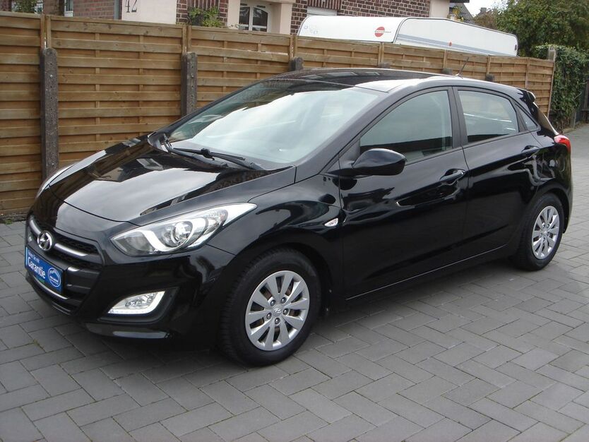 i30