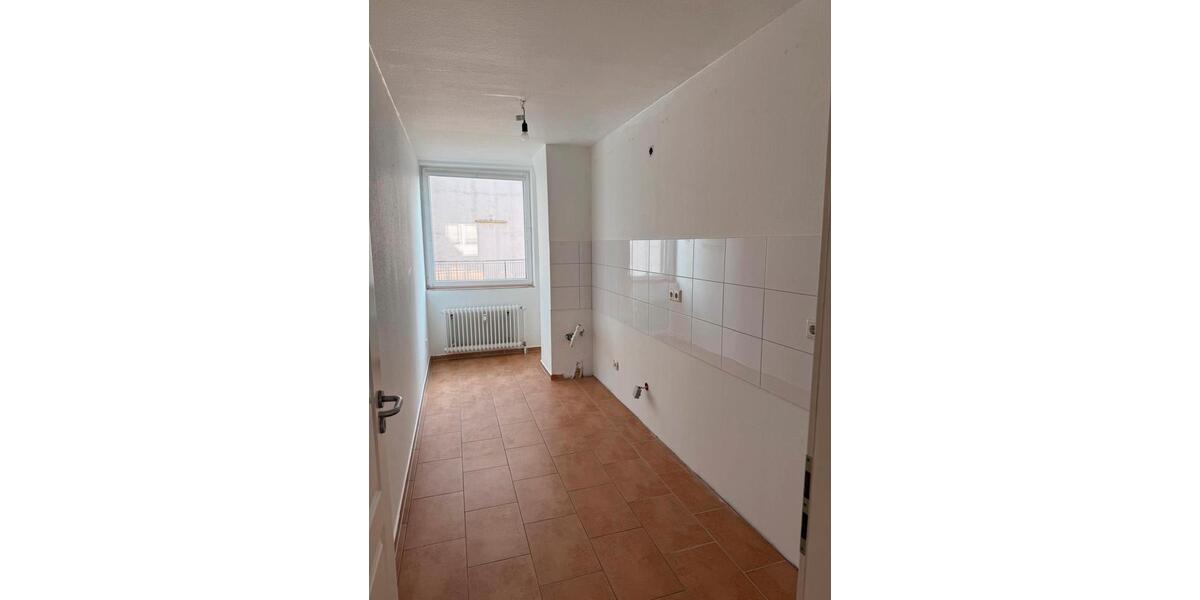 Etagenwohnung Wuppertal Arrenberg - 1 Zimmer, 90 m&sup2;, 1.130&euro; | Angebot:24302250
