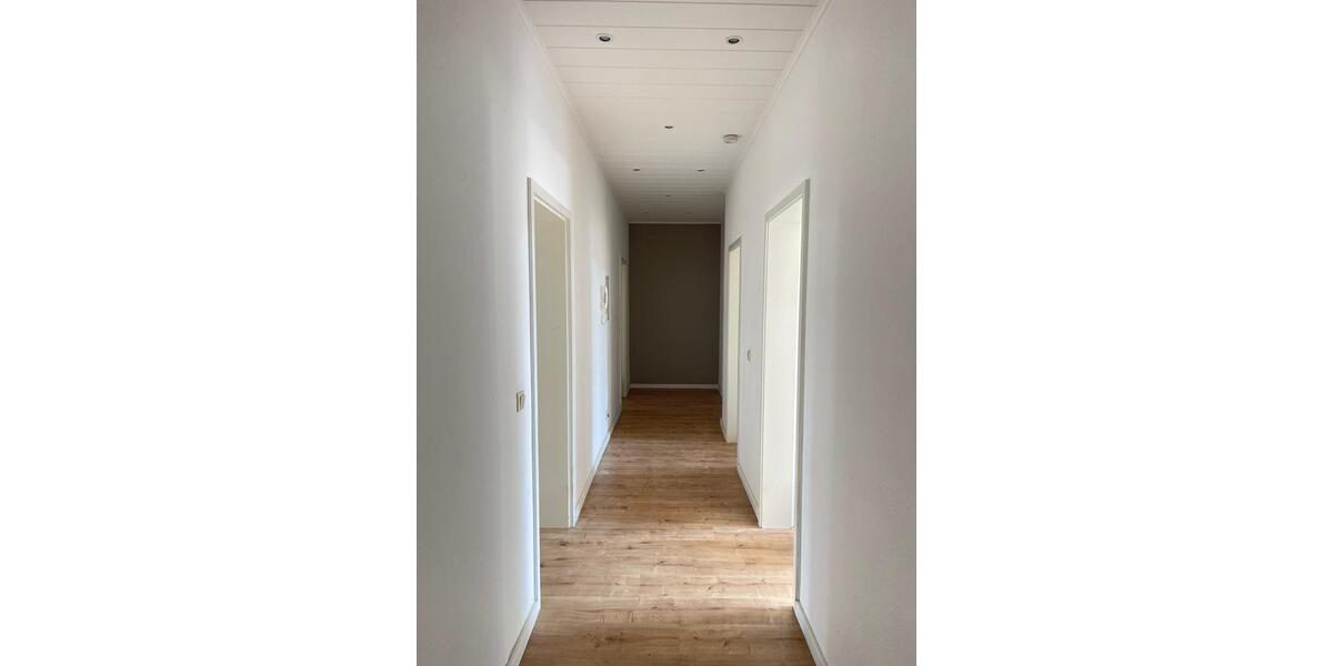 Etagenwohnung Ratingen - 4 Zimmer, 105 m&sup2;, 1.450&euro; | Angebot:27591121