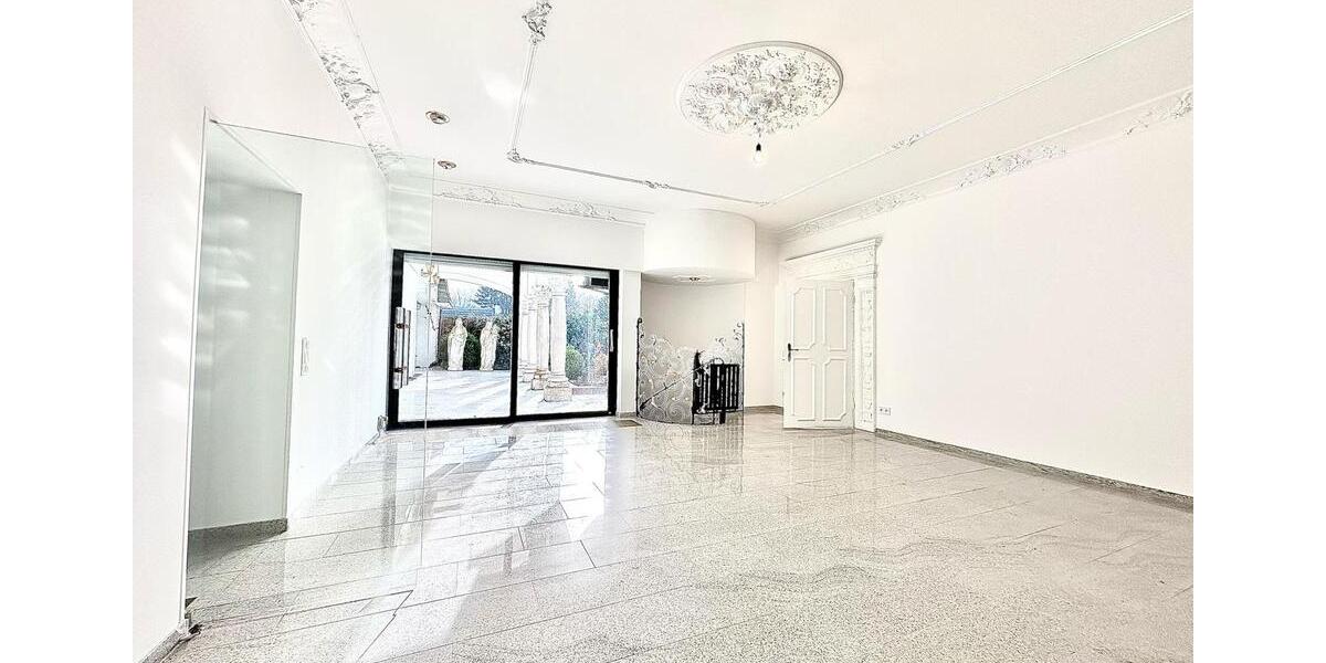 Erdgeschoßwohnung Wuppertal Gemarkung Barmen - 5 Zimmer, 280 m&sup2;, 3.400&euro; | Angebot:24854743