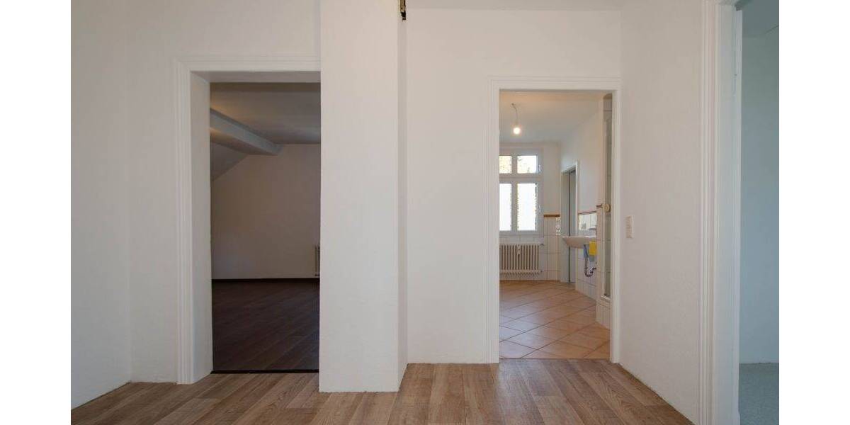 Etagenwohnung Wuppertal Elberfeld - 3 Zimmer, 85 m&sup2;, 650&euro; | Angebot:23626256