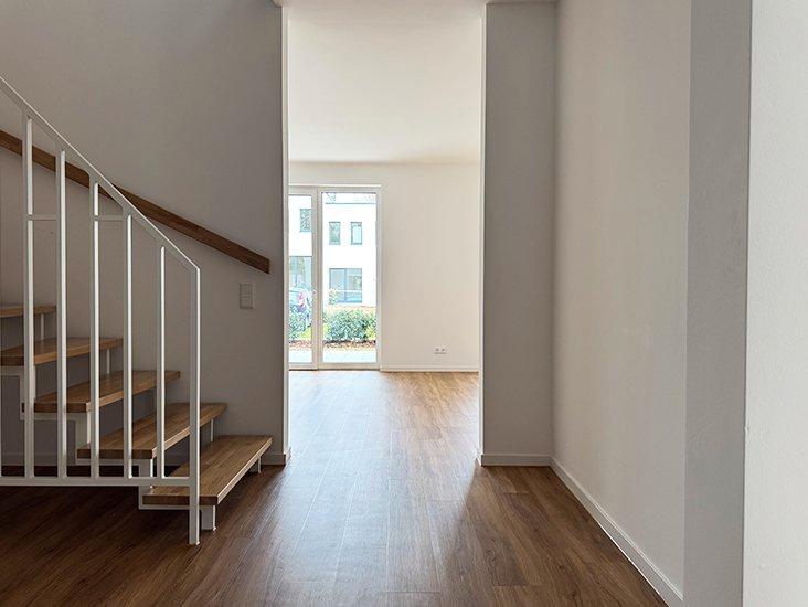 Reihenhaus Neuss - 4 Zimmer, 101 m&sup2;, 2.050&euro; | Angebot:26195894