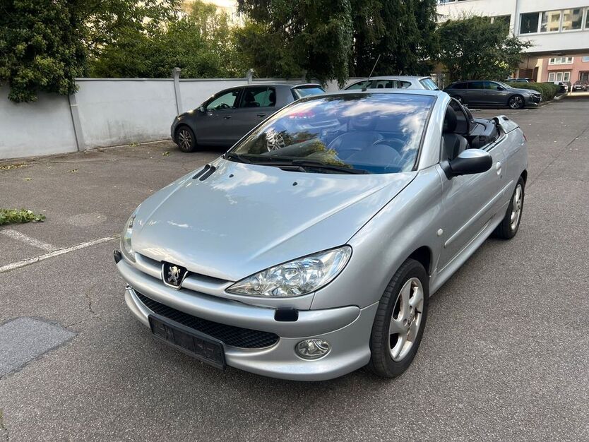 Peugeot 206 131.700 km 900 € Düsseldorf 40227