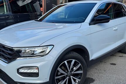 VW T-Roc 61.379 km 15.980 &euro; Wuppertal 42279